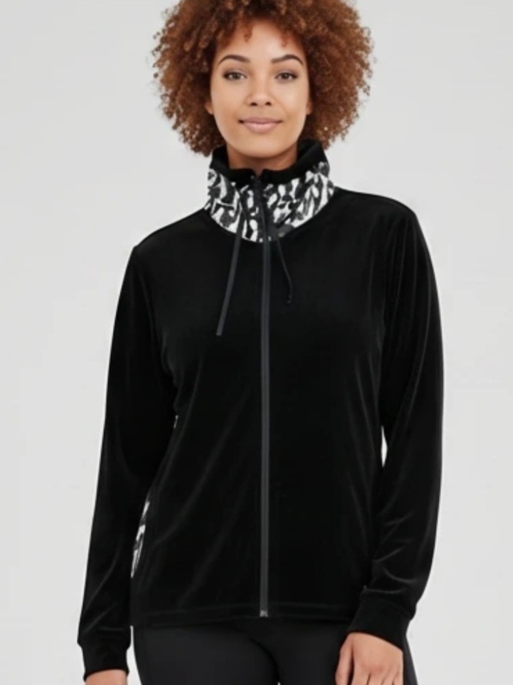 Chico's Traveler Lightweight Knit Funnel Neck Zip Front Jacket Size 2 (Medium)